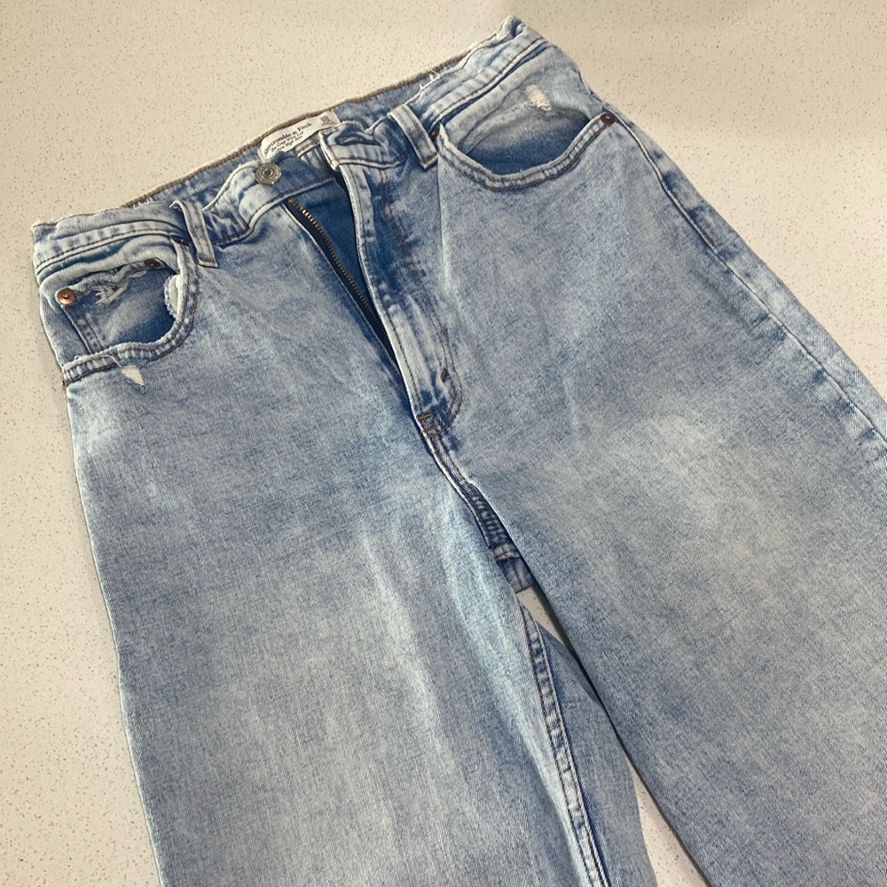 Abercrombie The Crop Wide Leg Jeans